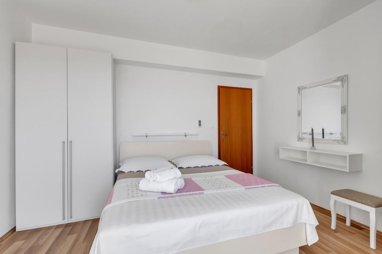 Apartmani Verica Tučepi Exterior foto